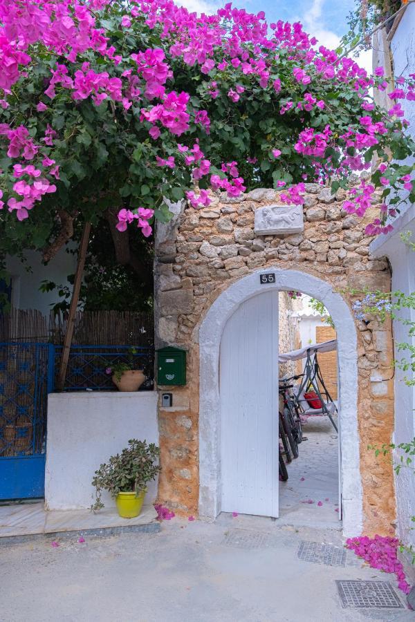 The Venetian Walls 'Central House With Private Courtyard - Charmy & Cheap' Iraklio Exteriér fotografie